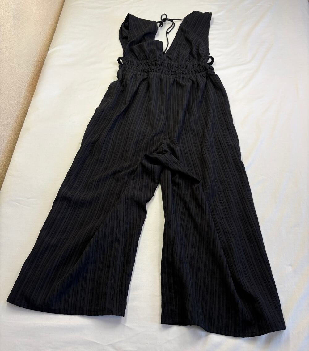 Blush Women's Black Wide Leg Sleeveless Jumpsuit Deep V Neck Size 1X
